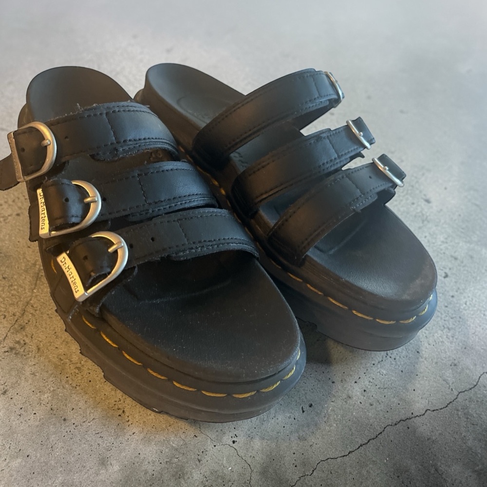 Dr. Martin Womens platform sandals size 7